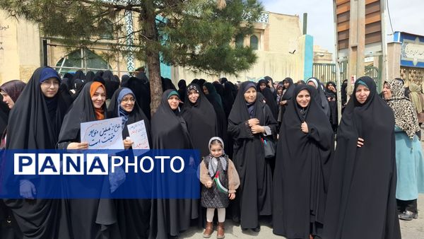 حضور پر شور مردم آبیک و البرز در روز قدس 