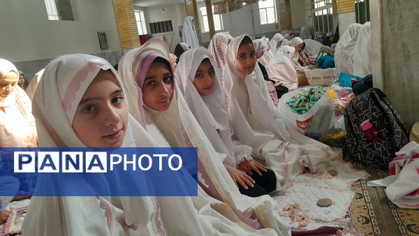 لحظات نورانی اعتکاف و نماز جماعت در مسجد امام حسن عسگری(ع)