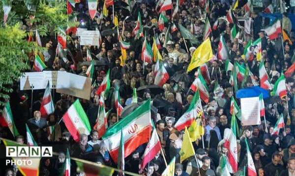 پیوند ۵۰ زوج کرجی همزمان با هفتادو نهمین موج حضور مردم در میادین و خیابان‌های شهر