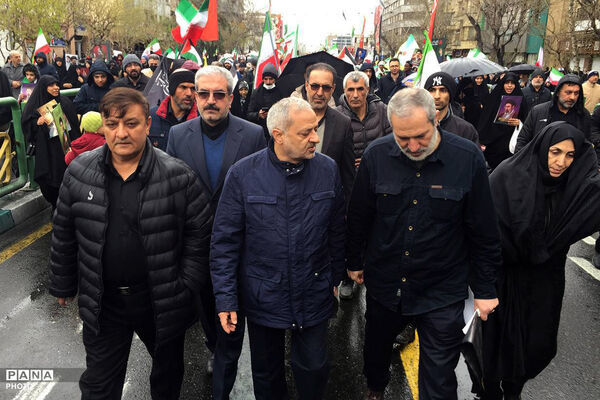 حضور وزیر آموزش و پرورش در راهپیمایی روز قدس در تهران