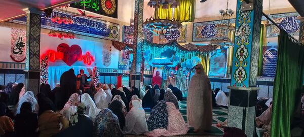 نسل نوجوان در اعتکاف؛ با اشک و اراده، پیام صبر حضرت زینب (س) را به گوش آسمان رساند