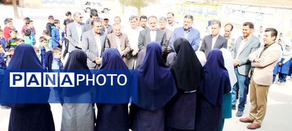 بازدید نماینده مجلس شورای اسلامی و عضو کمیسیون آموزش مجلس از مدارس بخش زاوین کلات