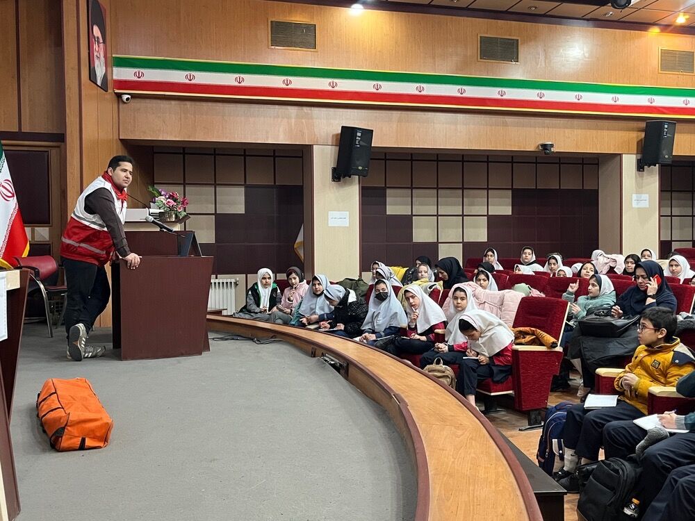 کارگاه آموزشی جشنواره سفیران سلامت با موضوع ایستگاه امدادی