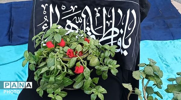 عزاداری عاشقان اهل‌بیت (ع) در کوچه پنج‌تن نیشابور 