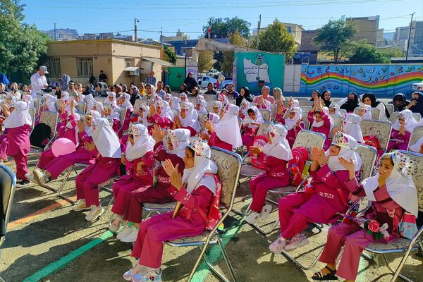 جشن شکوفه‌ها؛ نقطه آغاز مهر و علم‌آموزی