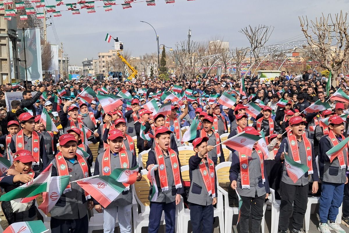 راهپیمایی ۲۲ بهمن، آینه تمام‌نمای همبستگی ملی
