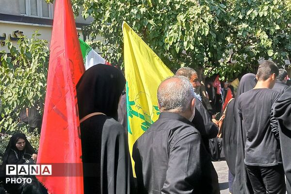 خروش ملت شکست‌ناپذیر در بدرقه رهبر شهید