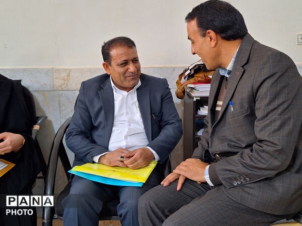 بازدید سرگروه‌ های آموزشی استان چهار محال و بختیاری از مدارس میانکوه