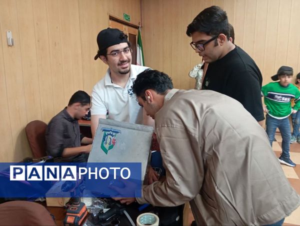 درخشش هنرستان آزادی فلسطین در چهارمین دوره مسابقات کشوری کید‌کد