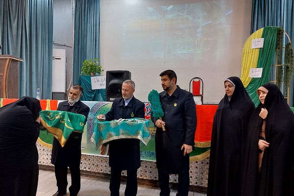 افتتاحیه طرح مصباح الهدی و جشن میلاد حضرت زینب(س) دبیرستان ریحانه النبی باقرشهر 