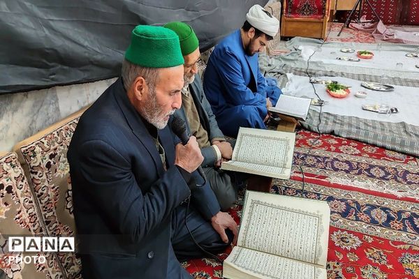 سفره های ساده افطاری در شهر بار نیشابور