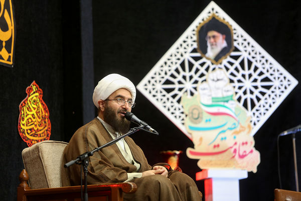 مراسم عزاداری سالروز وفات حضرت زینب در حرم بانوی کرامت