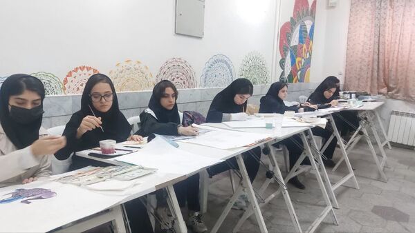 برگزاری جشنواره ماها(مدرسه آرمانی،هنر آسمانی) در هنرستان محمودیه بجنورد