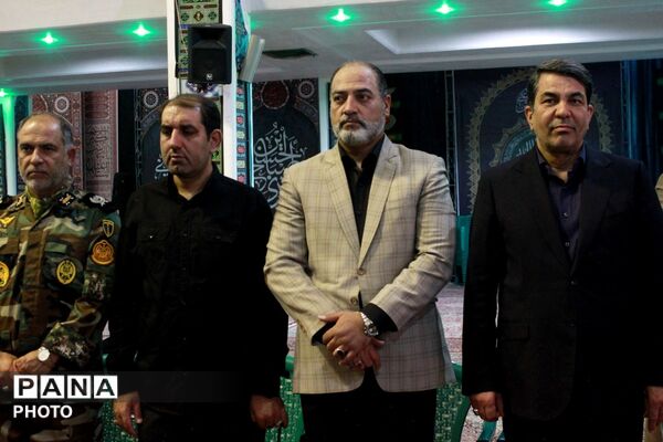 بزرگداشت و ادای احترام مدیران و کارکنان دولت در استان کرمان به رهبر شهید ایران