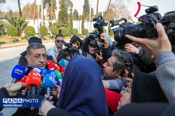 حاشیه جلسه هیات دولت - 17 دی