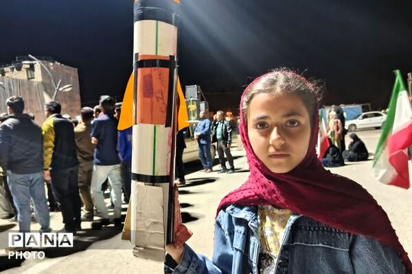 دیشموکی‌ها همچنان پای کار انقلاب