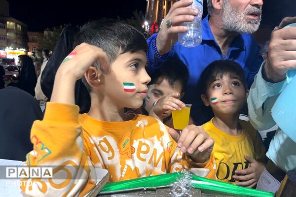 شور غدیر در میدان امام خامنه‌ای؛ اجتماع شبانه مردم شهرستان قدس جلوه‌ای از عشق به ولایت
