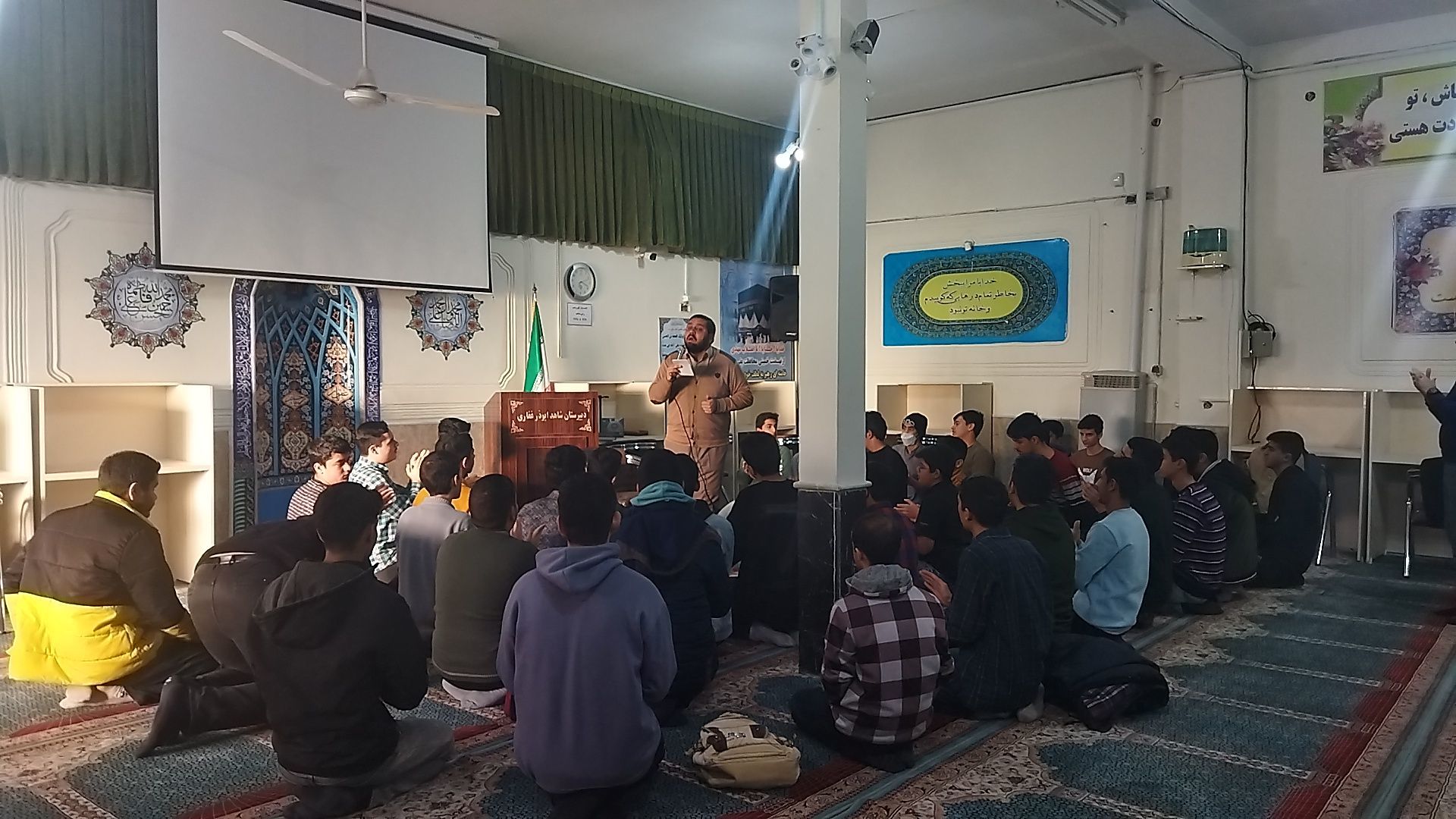 مراسم جشن میلاد حضرت رقیه (س) در دبیرستان شاهد ابوذر غفاری نیشابور 