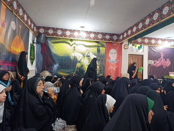 پاتوق مروارید در حسینیه ابوطالب (ع)