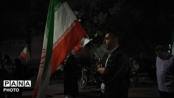 صدمین شب از اجتماعات در حسینیه امام خمینی