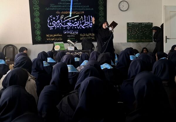 حدیث کساء دل‌های دانش‌آموزان عشقی‌فرد را به مادر ایمان گره زد