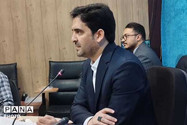 آئین تجلیل از فعالان حوزه پرورشی مدارس متوسطه بهارستان دو