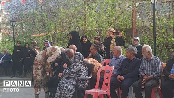 از پنجره حرم تا قاب شهادت