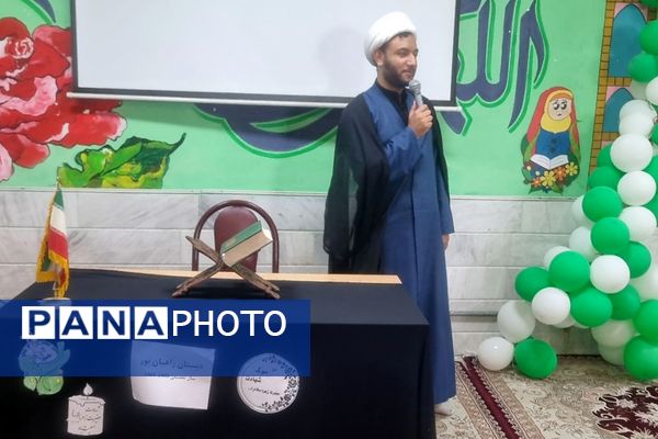 برگزاری مراسم به مناسبت ایام فاطمیه در دبستان راهیان نور ناحیه دو شهرری 