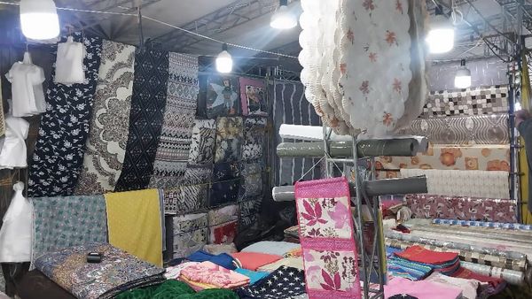 نمایشگاه بهاره در پارسیان
