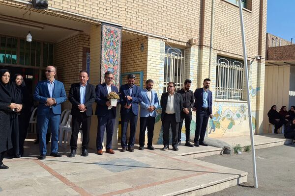 بازدید معاون پرورشی و فرهنگی اداره‌کل شهرستانهای استان تهران از جشنواره انار در هنرستان ام‌البنین ورامین
