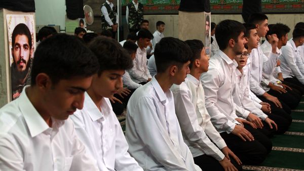 آیین مِهر با مُهر با بازگشایی مدارس در بهارستان‌2