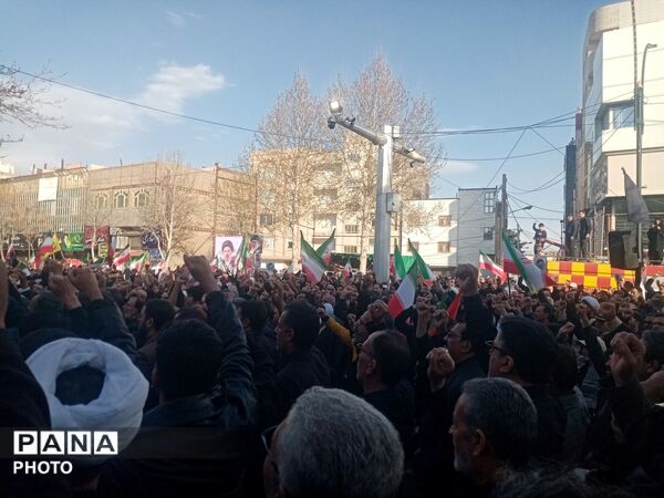 بیعت مردم ولایت مدار کاشمر با سومین رهبر انقلاب اسلامی 