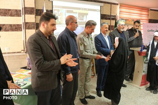 فیروزکوه در مسیر تندرستی؛ آغاز برنامه‌های هفته سلامت در آموزش و پرورش شهرستان