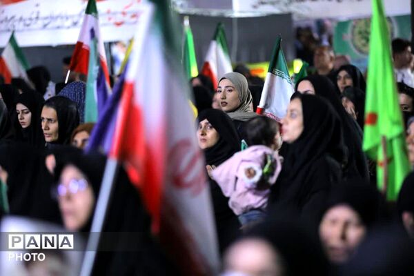 ساوجبلاغ صحنه نمایش اقتدار مردمی