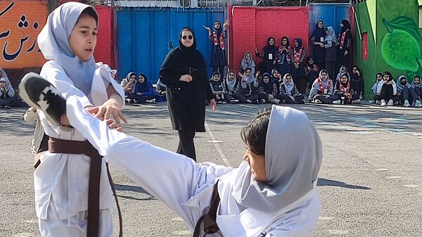 المپیک درون مدرسه‌ای در دبستان شهید رجبی۲ ناحیه۶ مشهد