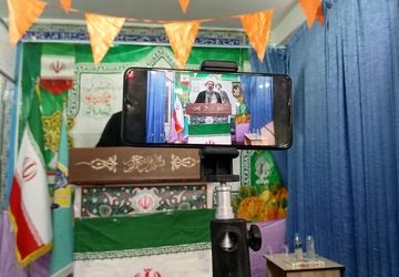 میز خدمت اداره ورزش و جوانان بن در نماز جمعه این هفته شهرستان بن