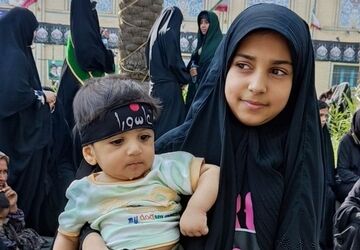 عاشورا جلوه‌ای از عشق و وفاداری به مکتب حسینی