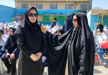 سلامت به معنی رفاه کامل جسمانی، اقتصادی، اجتماعی و روانی جامعه است