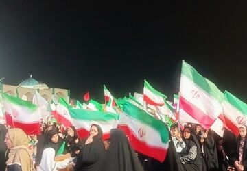 ویژه برنامه جشن دختران در میدان امیرچخماق یزد