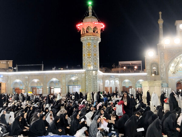 مراسم نخستین شب قدر در حرم حضرت معصومه(س)