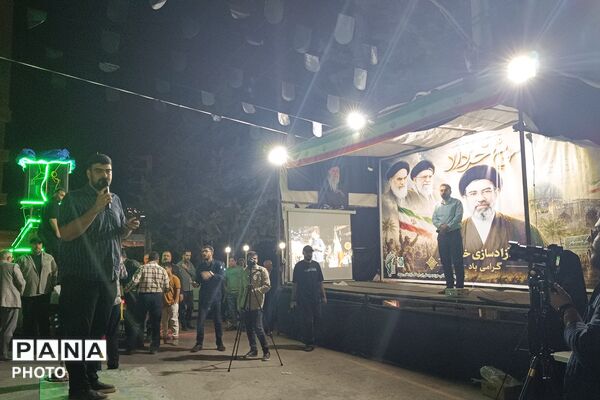 از فروش کتاب تا بیعت با رهبری؛ روایت موکب خانه نخبگان شهرستان دماوند در تجمعات شبانه رودهن