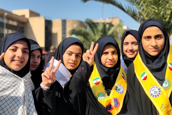 روز دانش‌آموز، روز خروشِ آگاهی و شادابی