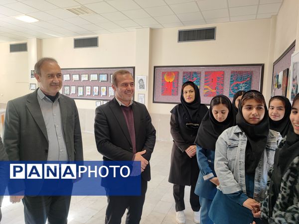 برپایی نمایشگاه گرافیک هنرآموزان هنرستان بصیرت