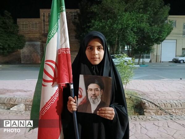 دهه نودی‌‌های یزدی پای کار انقلاب