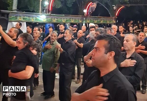 سوگواری مردم ملایر در روز عاشورای حسینی 