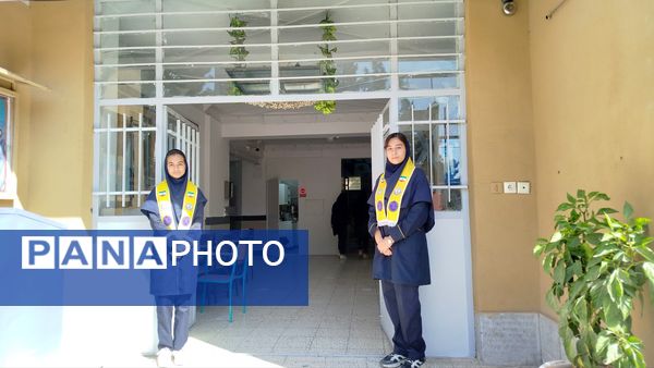 اولین مجمع عمومی انجمن اولیاء و مربیان در دبیرستان پیرایش نیشابور