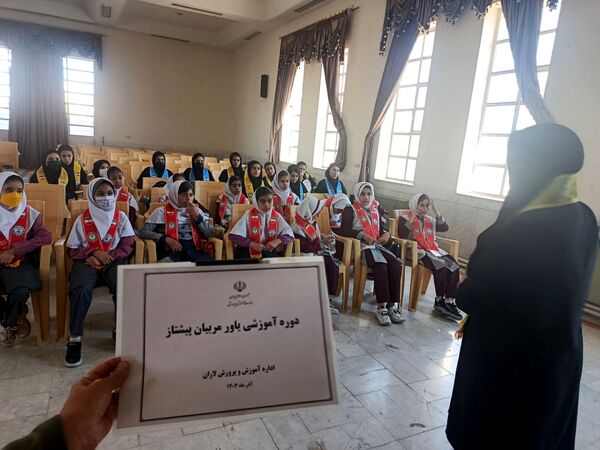 دوره آموزشی یاور مربیان پیشتاز در لاران