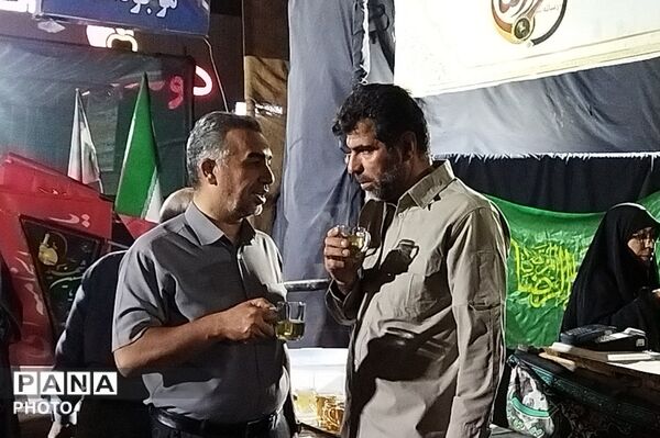 غرفه کانال حسینیه امام خامنه ای و رسانه امام رضا در دویست و شانزدهمین شب از اجتماعات مردمی نیشابور 