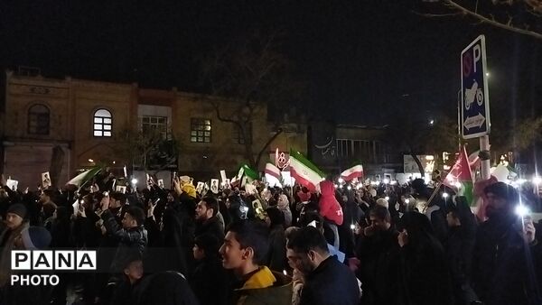 قاب هایی از حضورـ۳