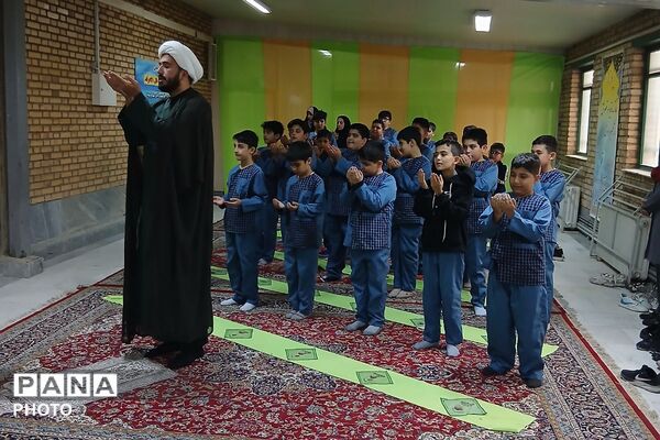 حضور مبلغان دینی در مدارس شهرستان فیروزکوه